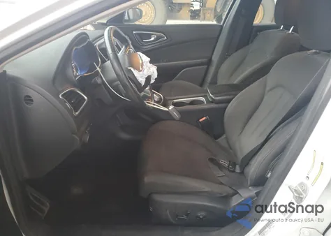 2016 Chrysler 200 Limited из США, поврежденный, VIN 1C3CCCAB3GN155410